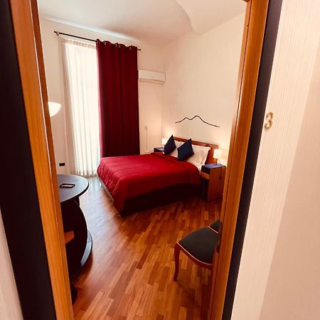 Lanova21 Bed and Breakfast Napels Buitenkant foto