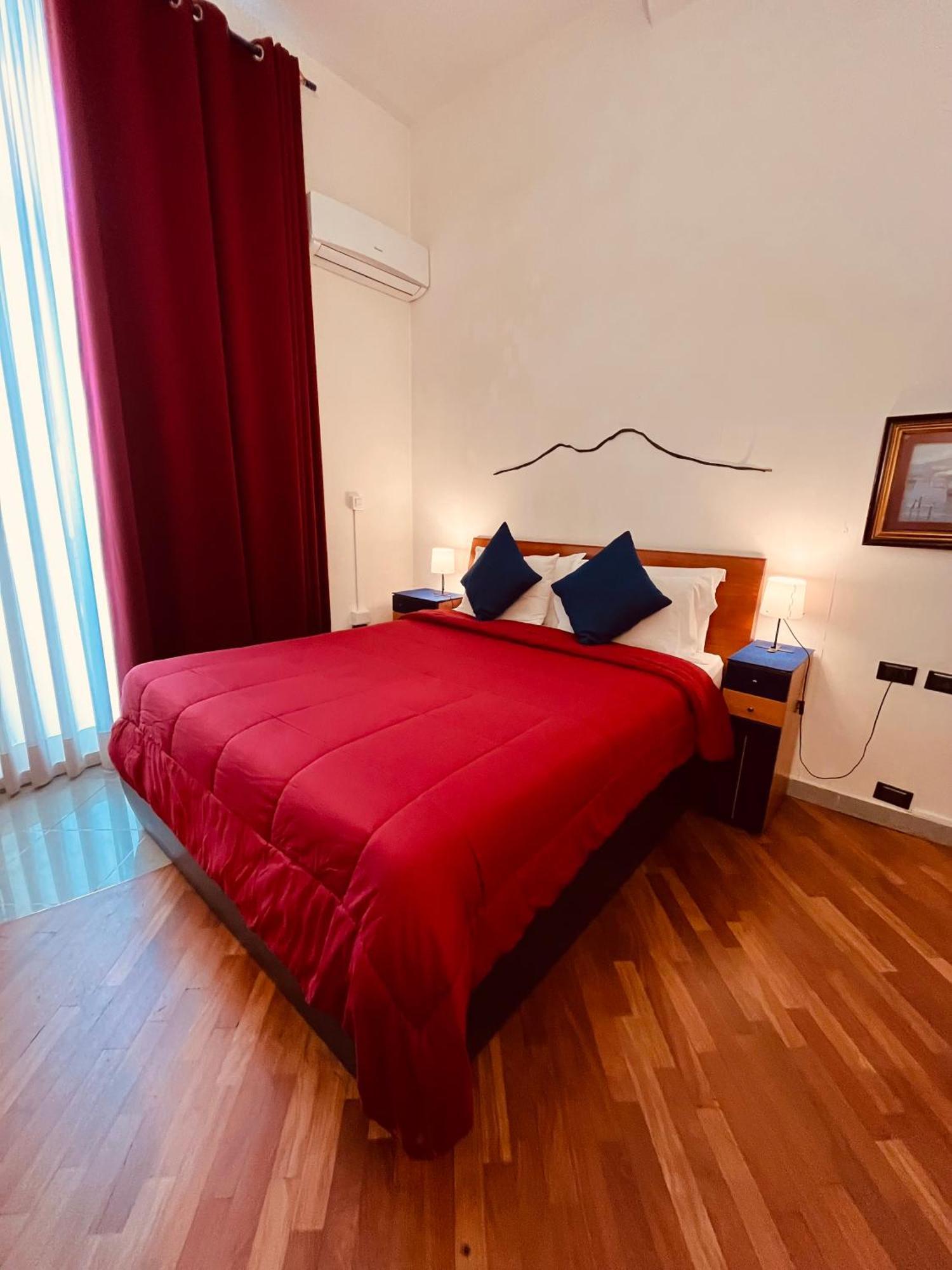 Lanova21 Bed and Breakfast Napels Buitenkant foto
